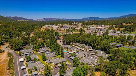 Tiny photo for 49400 River Park Road #55, Oakhurst, CA 93644 (MLS # FR25258031)