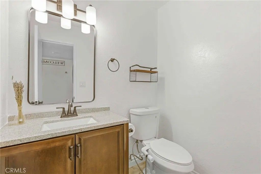 Photo of 1124 S Clifpark Cir #C37P, Anaheim, CA 92805 (MLS # SW26076168)