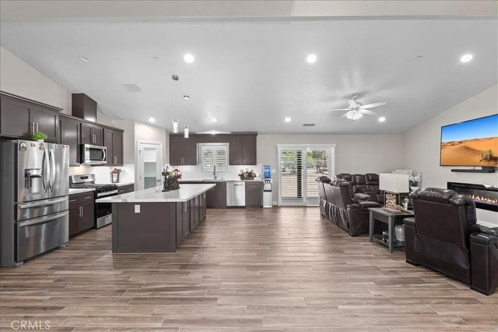18332 Catalpa