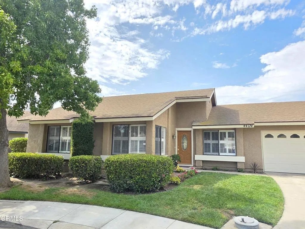 44174 Village 44