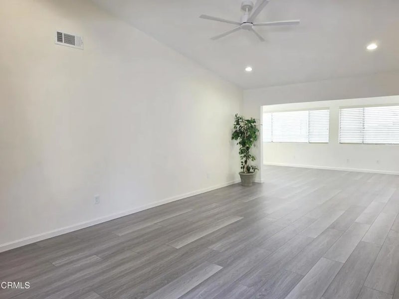 44174 Village 44