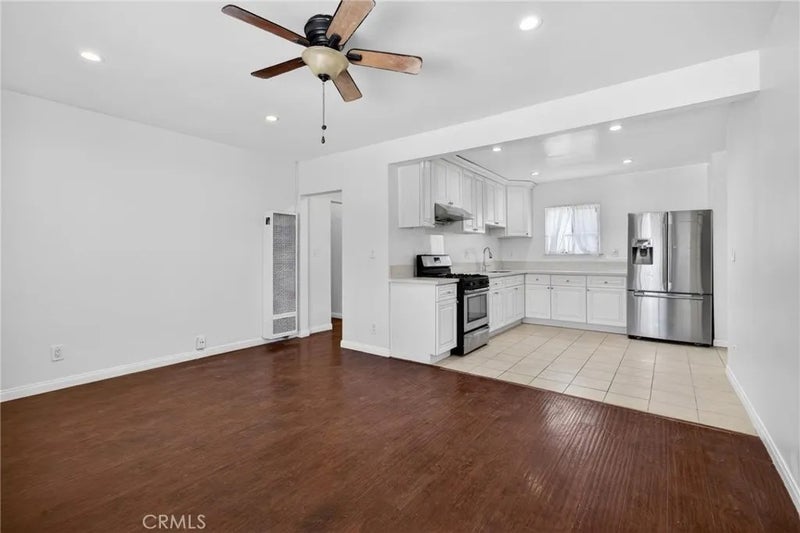 3128 W 147th
