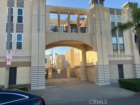 Tiny photo for 8021 S VERMONT Avenue #24, Los Angeles, CA 90044 (MLS # PW25241665)