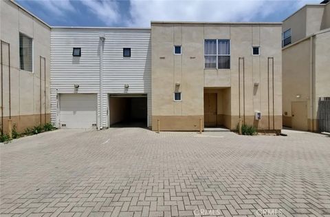 Tiny photo for 8021 S VERMONT Avenue #24, Los Angeles, CA 90044 (MLS # PW25241665)
