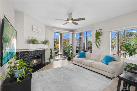 Photo of 2150 Camino de la Reina #4204, San Diego, CA 92108 (MLS # 260020531)