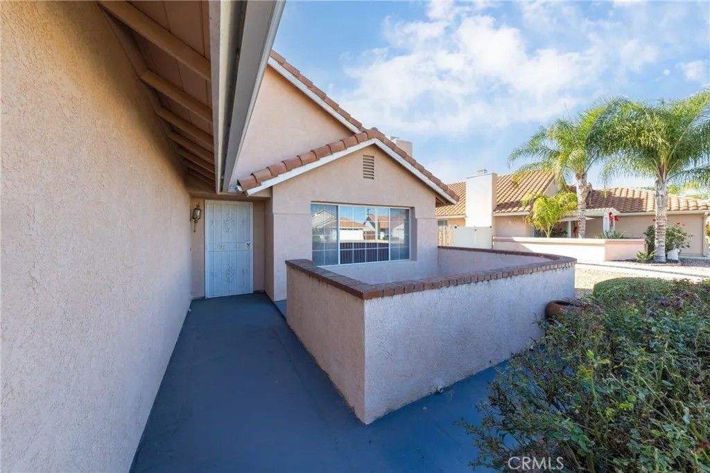 Photo of 26341 Columbus Dr, Menifee, CA 92586 (MLS # TR25272267)