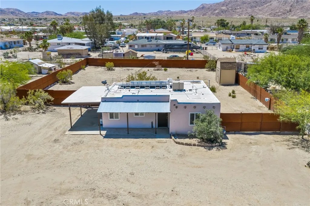 74401 Pinon