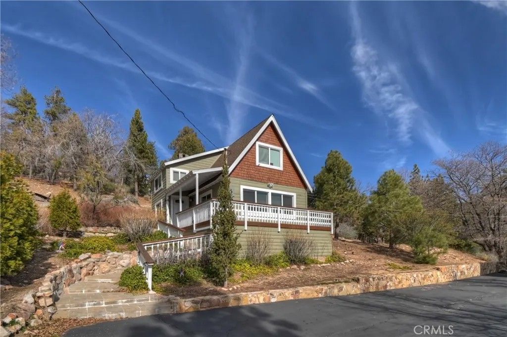 Photo of 39676 Oakglen, Fawnskin, CA 92333 (MLS # IG26012898)