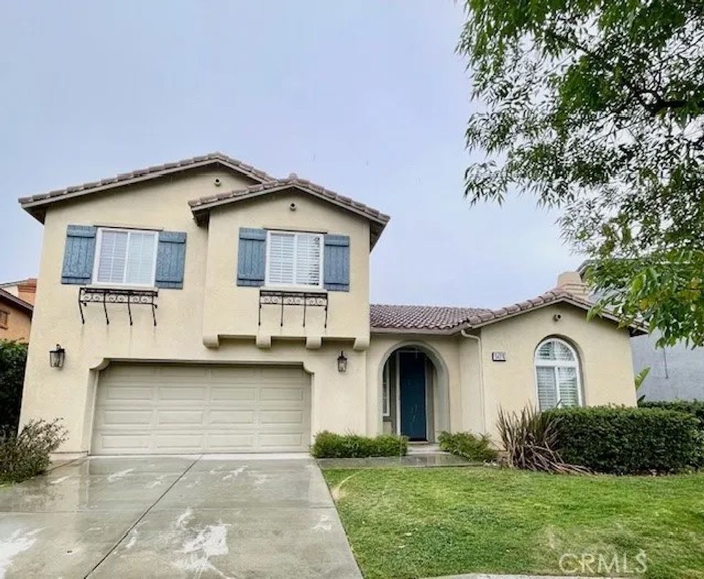 Photo of 34276 Torrey Pines Ct, Lake Elsinore, CA 92532 (MLS # SW26082930)