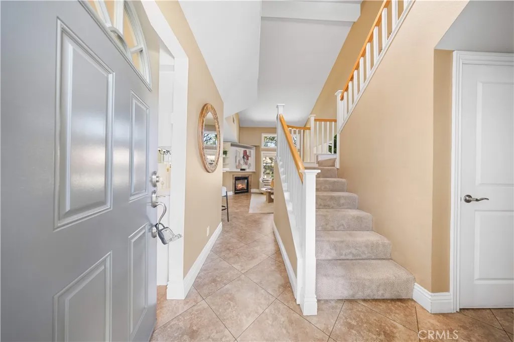 8035 E Treeview Court