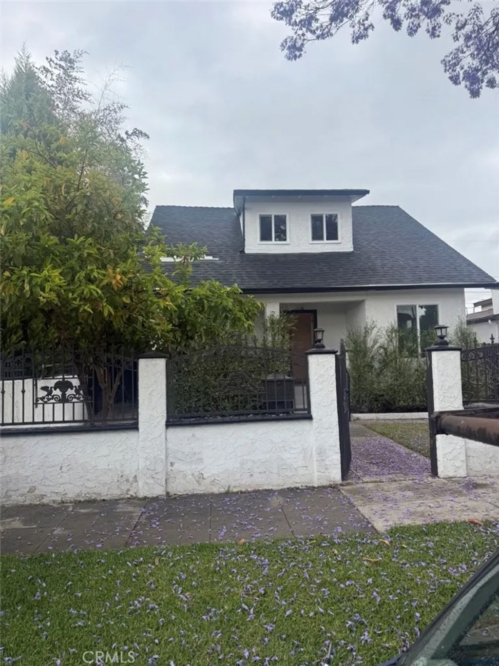 Photo of 2623 Exposition, Los Angeles, CA 90018 (MLS # DW26089661)