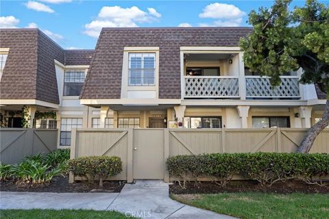 Photo of 15110 Henley Dr #51, Westminster, CA 92683 (MLS # LG26013787)