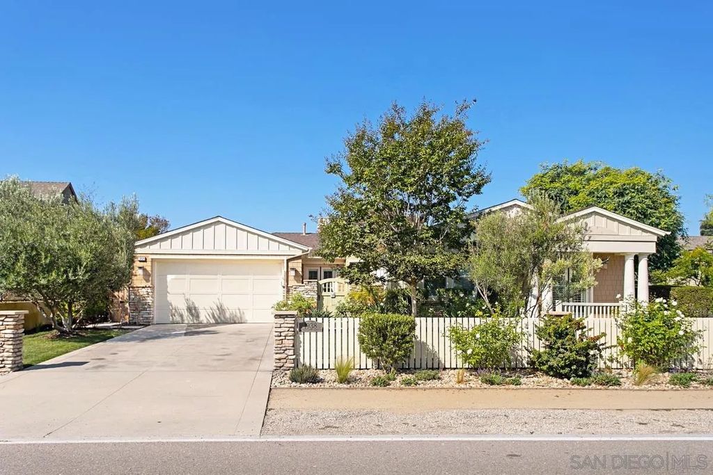 Photo of 1938 Sheridan Road, Encinitas, CA 92024 (MLS # 2600204)