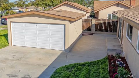 Tiny photo for 1324 W Porter Ave, Fullerton, CA 92833 (MLS # PW25250952)