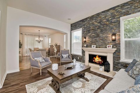 Photo of 993 Hawthorne Creek Dr, Chula Vista, CA 91914 (MLS # 260004345)