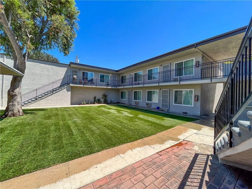 Photo of 925 South Malden Ave, Fullerton, CA 92832 (MLS # PW26029635)