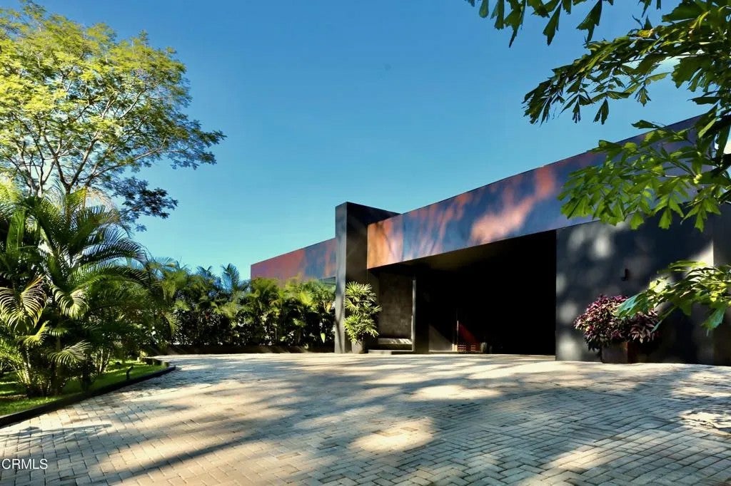 0 Blackhouse, Uvita, Costa Rica