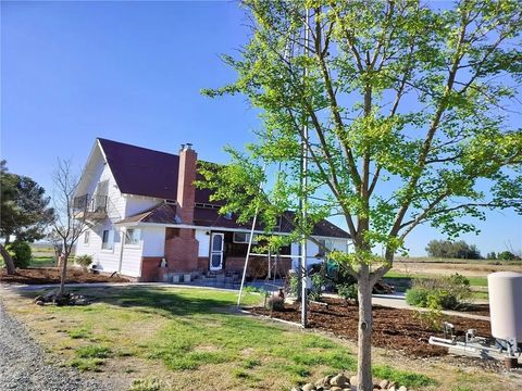 Photo of 1762 County Road R, Willows, CA 95988 (MLS # SN26050712)