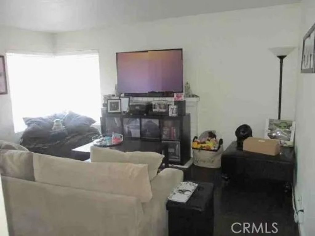 Photo of 39865 La Moria Corte, Murrieta, CA 92562 (MLS # OC25240698)