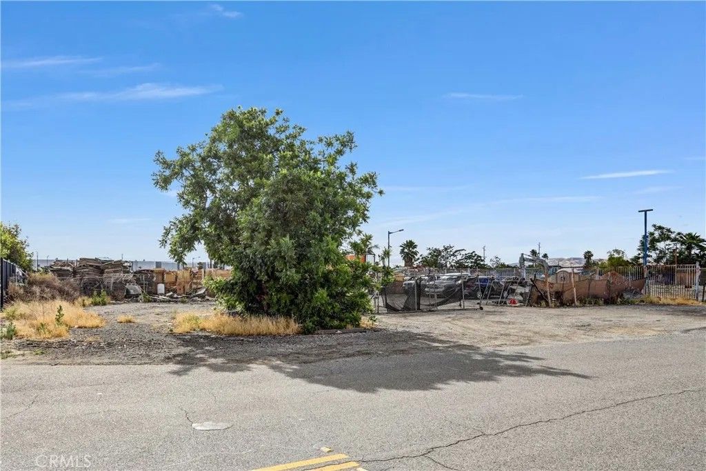 Photo of 0 Washington, San Bernardino, CA 92408 (MLS # CV26089542)