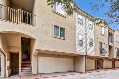 Photo of 26404 Vermont Ave #19, Harbor City, CA 90710 (MLS # SB25236417)