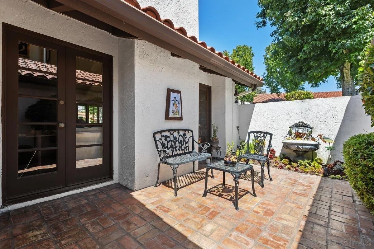 623 Camino Catalina