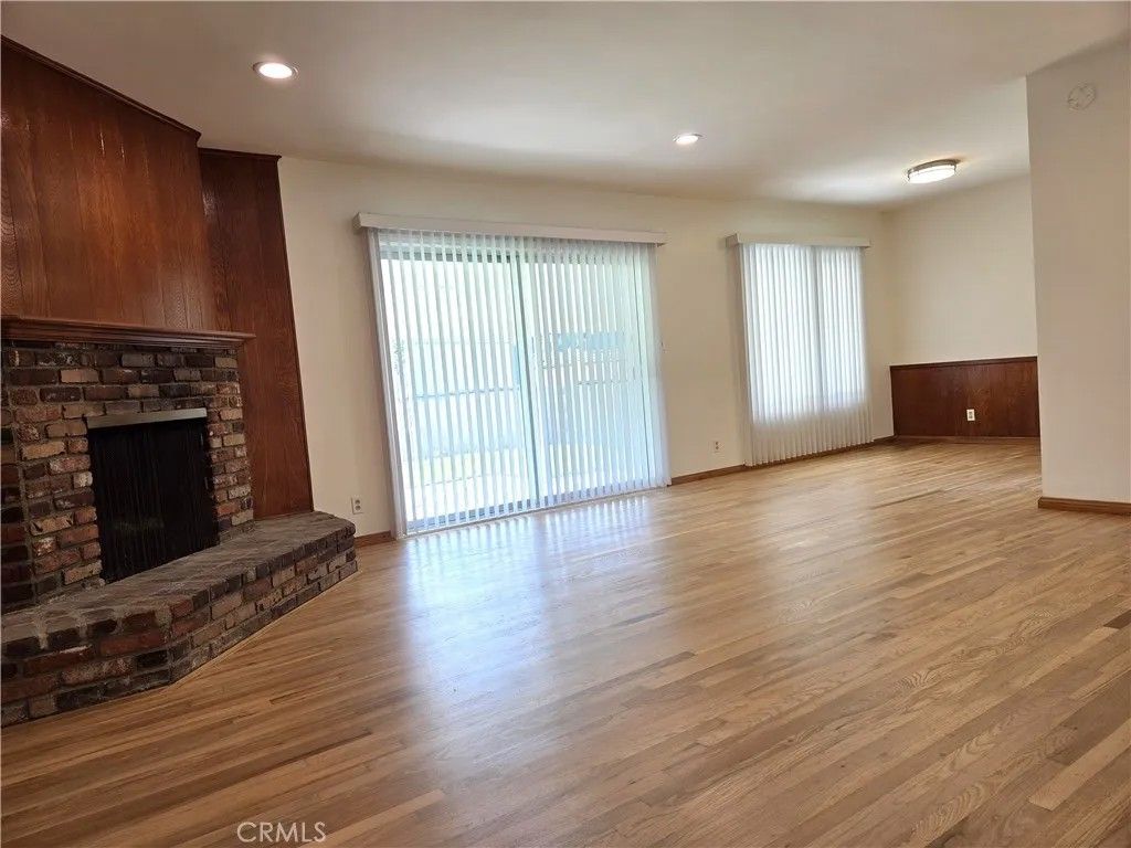 Photo of 3520 E Harding, Long Beach, CA 90805 (MLS # OC26078094)