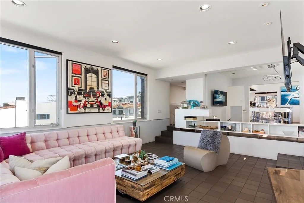 Photo of 3410 Hermosa Ave, Hermosa Beach, CA 90254 (MLS # SB26072588)