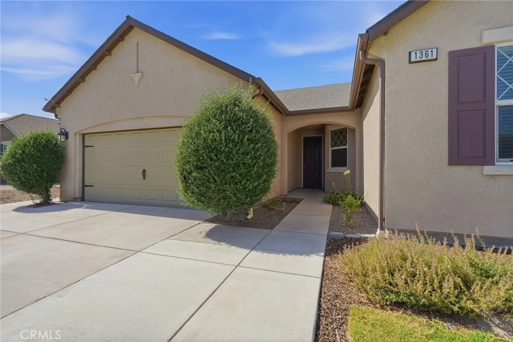 1361 Hoover Way