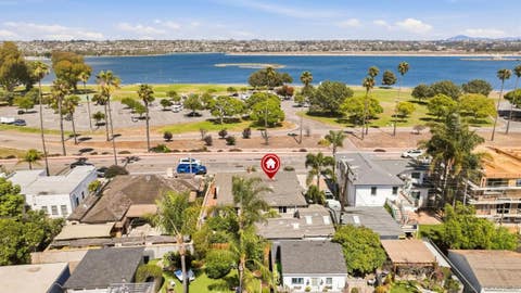Photo of 3634 Crown Point Dr, San Diego, CA 92109 (MLS # 260018575)