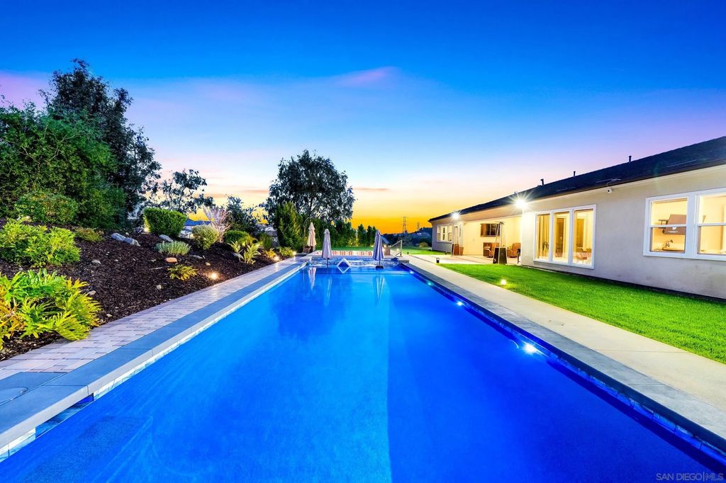 Photo of 21992 Wilgen Rd, Escondido, CA 92029 (MLS # 260008059)