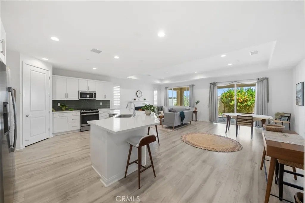 32042 Hyacinth Way