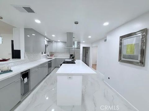 Tiny photo for 1158 Norumbega Dr, Monrovia, CA 91016 (MLS # WS25245693)