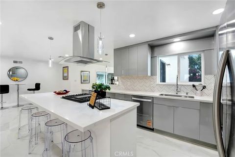 Tiny photo for 1158 Norumbega Dr, Monrovia, CA 91016 (MLS # WS25245693)