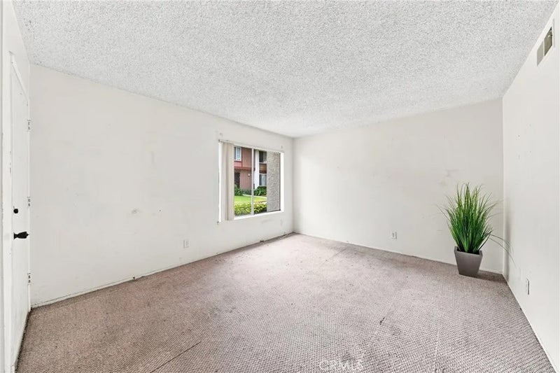 4978 Avila Way