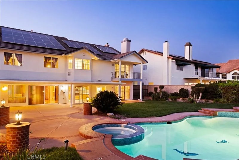 18134 Sandringham Court