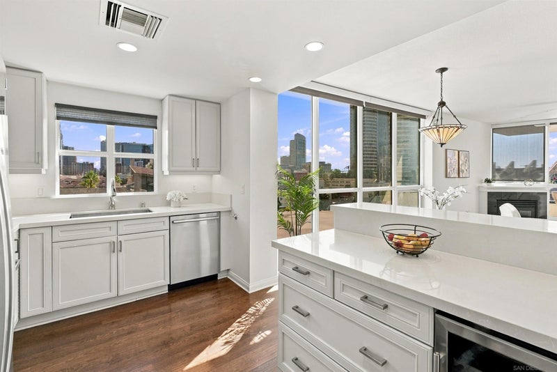 510 1st Ave 602