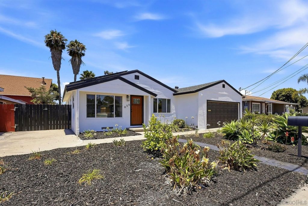 Photo of 856 Elm Ave, Chula Vista, CA 91911 (MLS # 260016636)