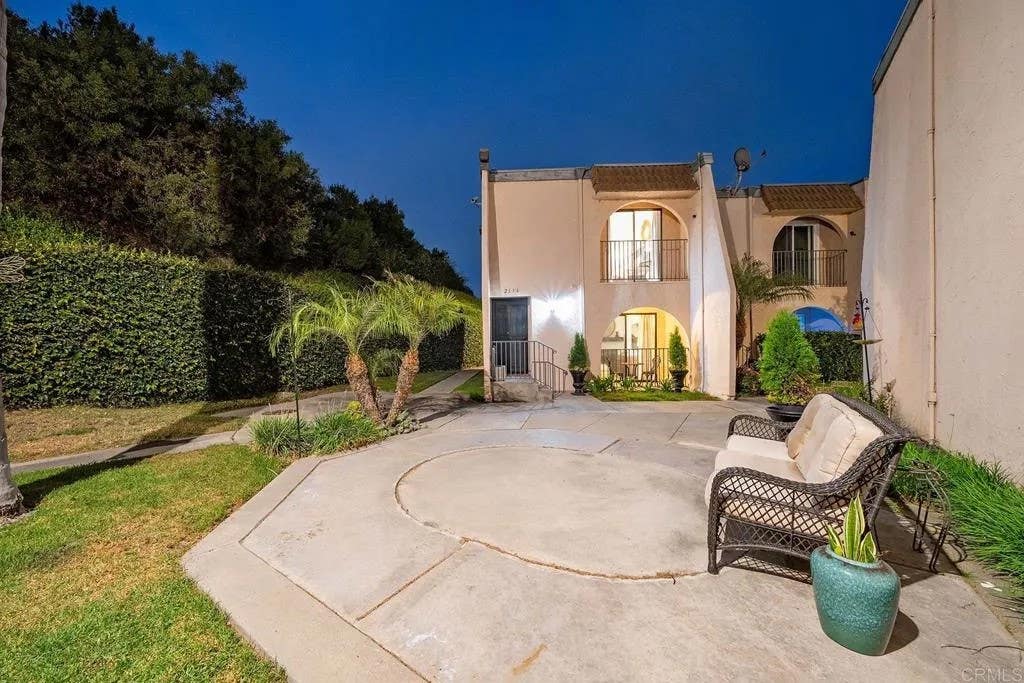 Photo of 2136 Oceanside Boulevard, Oceanside, CA 92054 (MLS # NDP2607215)