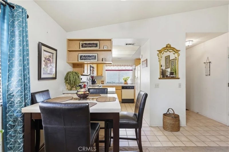 28042 CALLE VALLARTA
