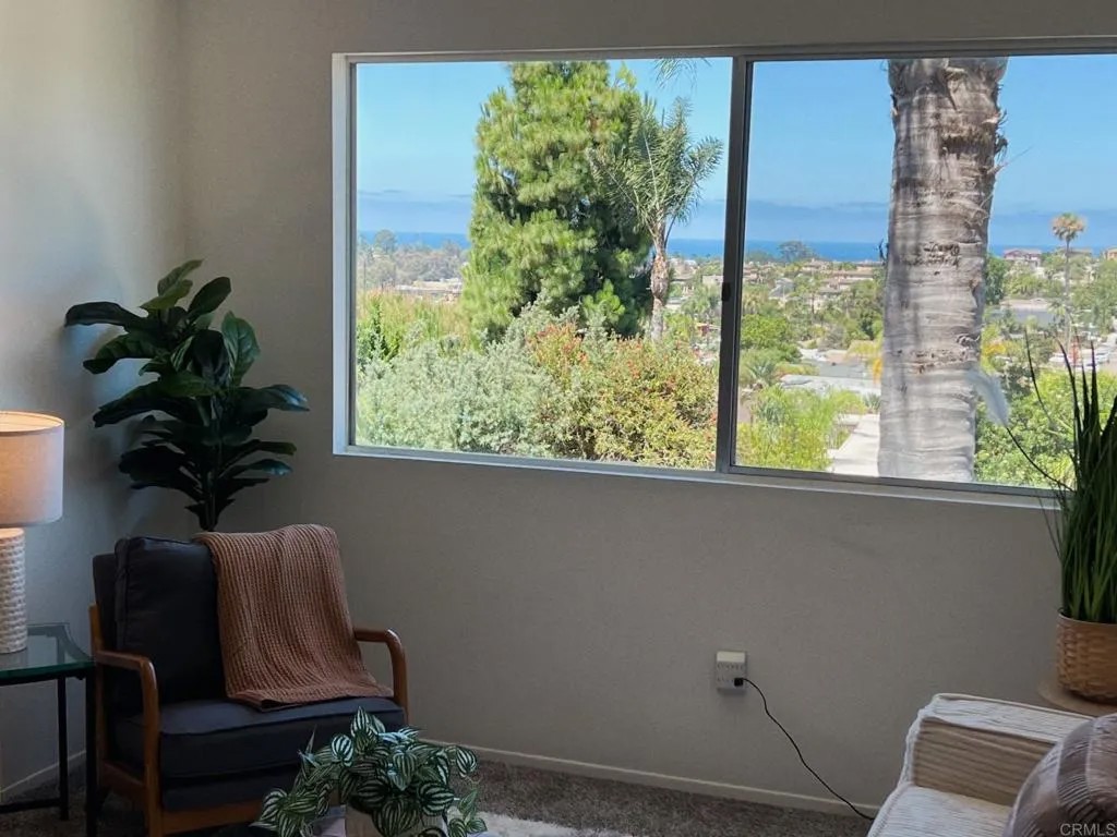 155 Rosebay Dr 2