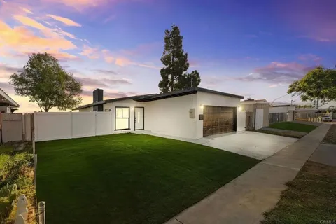 5033 la Paz Dr, San Diego, CA 92113 - #: PTP2509044