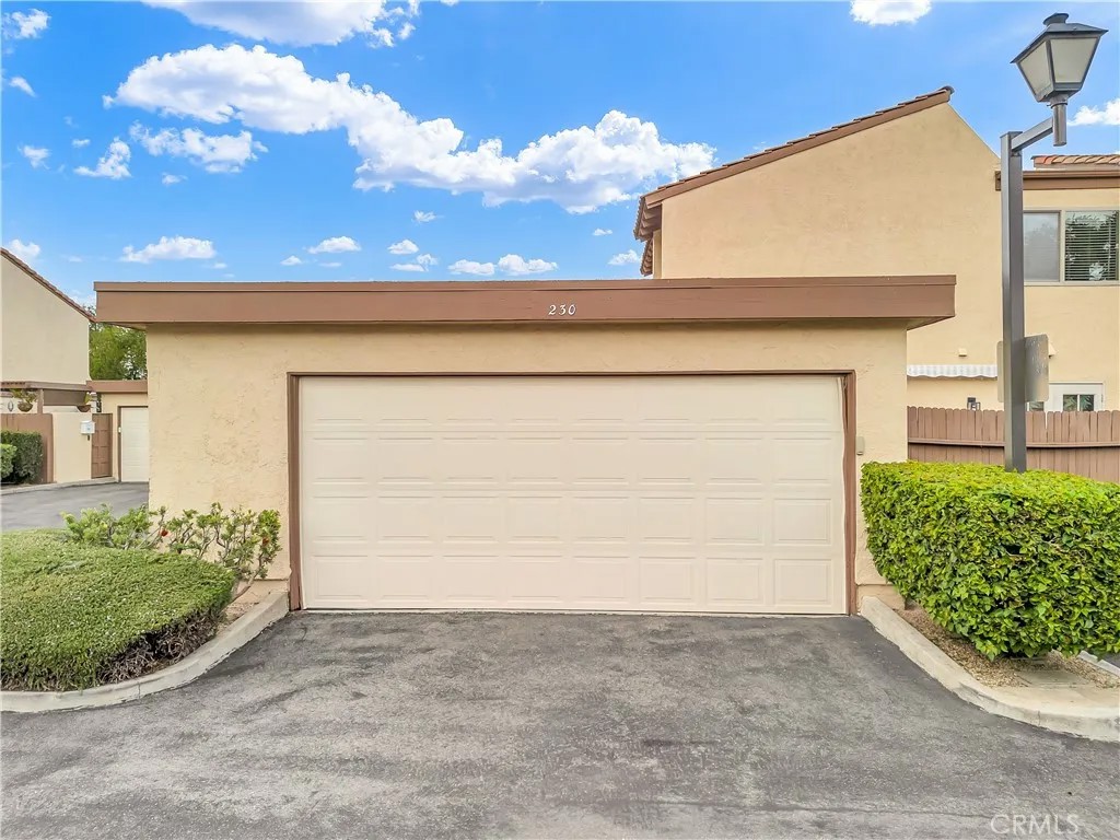 230 S Plaza De Domingos