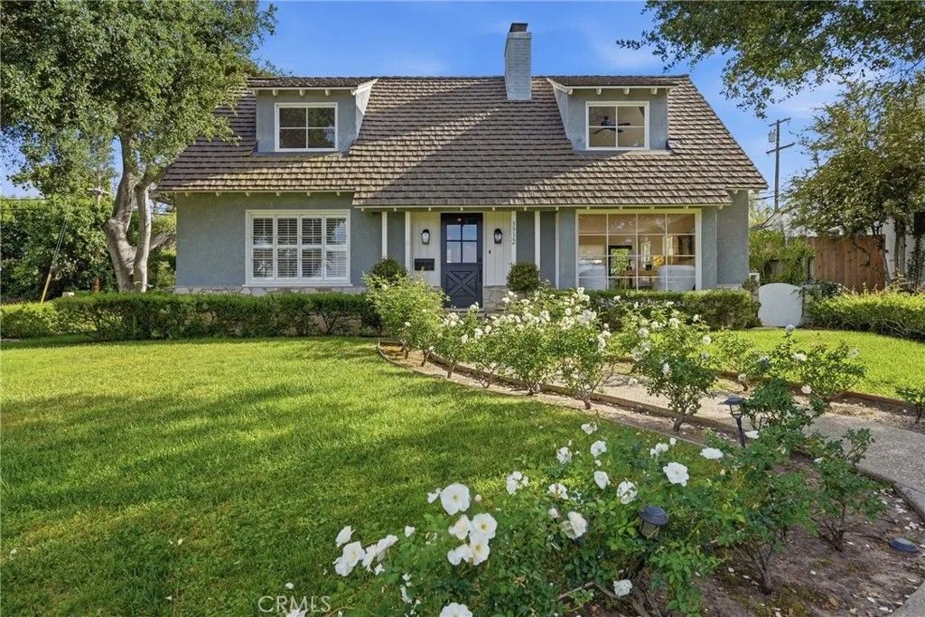 Photo of 3932 Via Nivel, Palos Verdes Estates, CA 90274 (MLS # PV26073977)