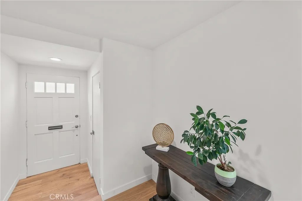 4745 La Villa Marina J