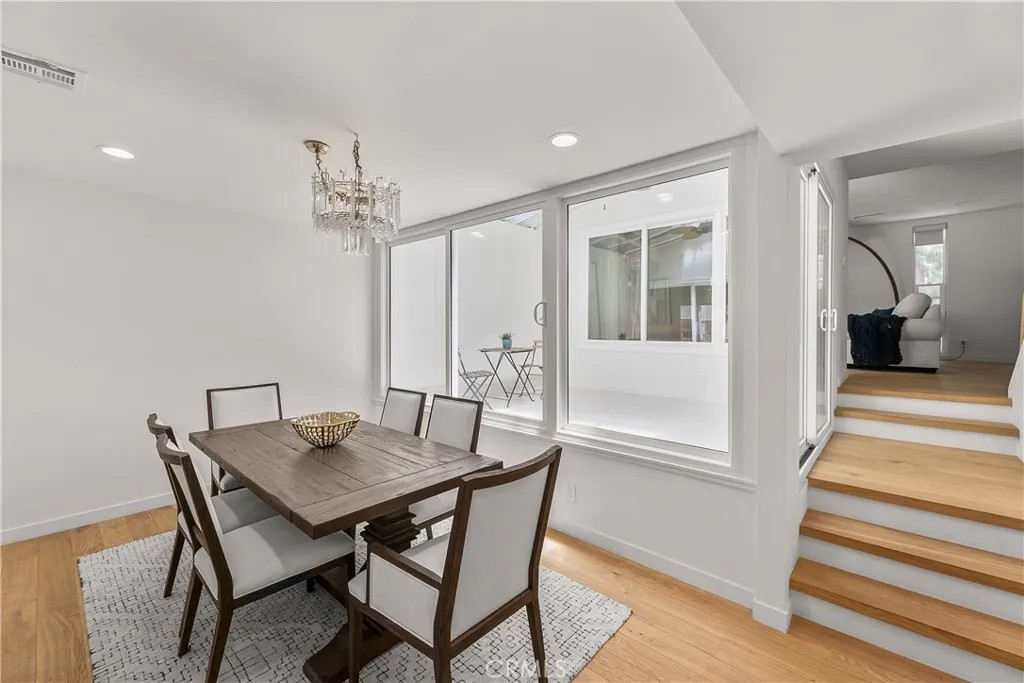 4745 La Villa Marina J