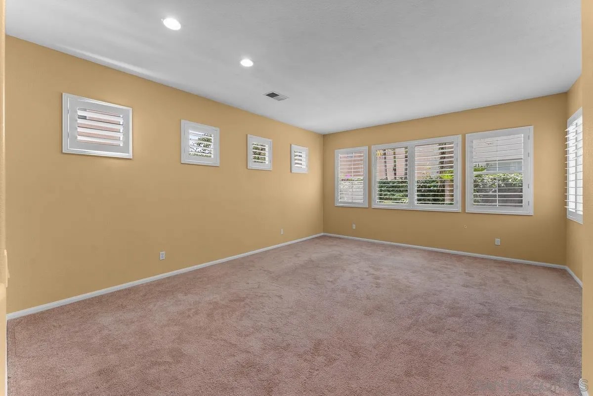 3738 Ruette San Raphael