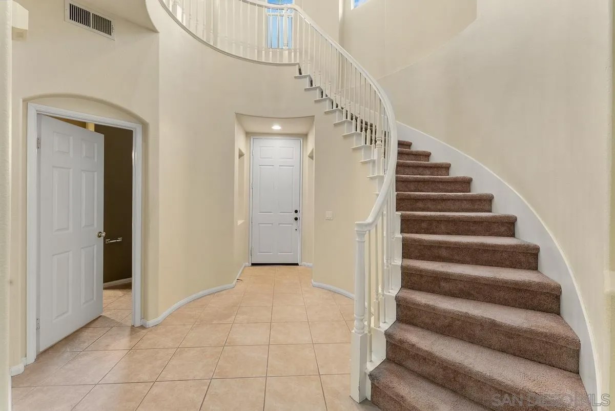 3738 Ruette San Raphael