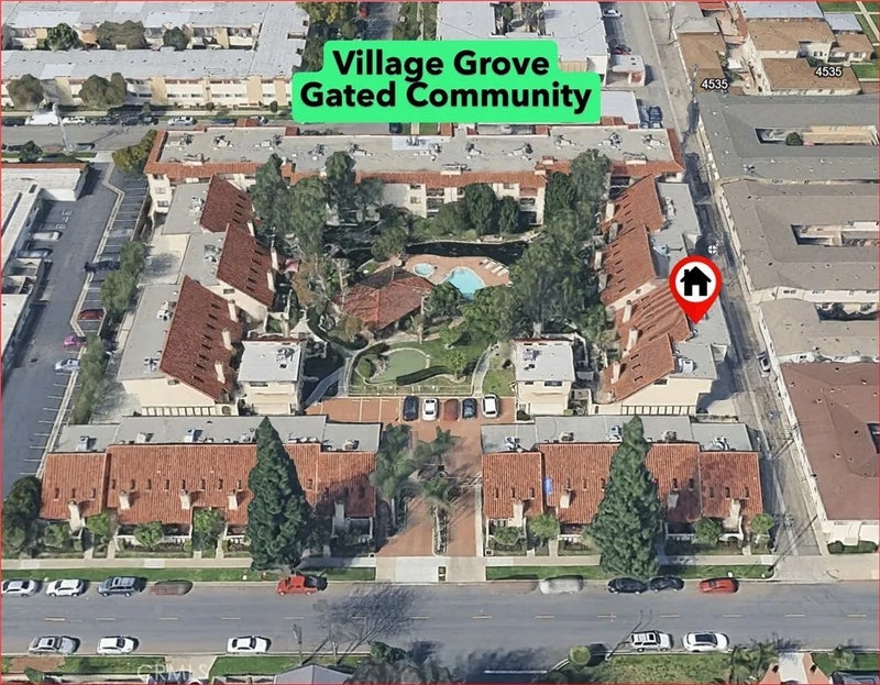 5465 E Centralia