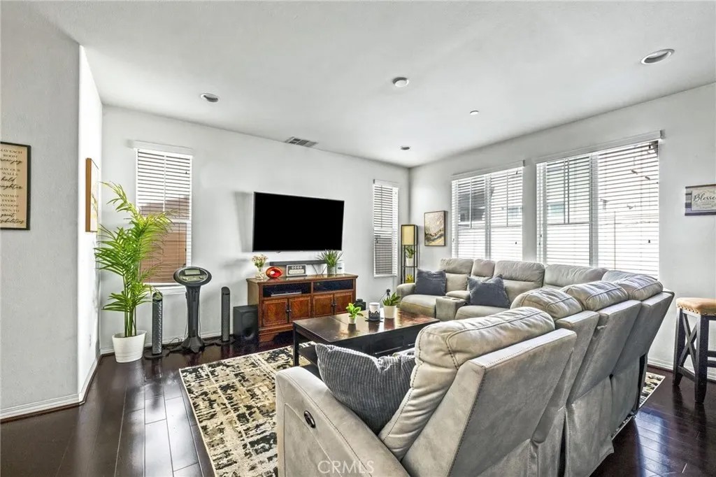 14421 Penn Foster